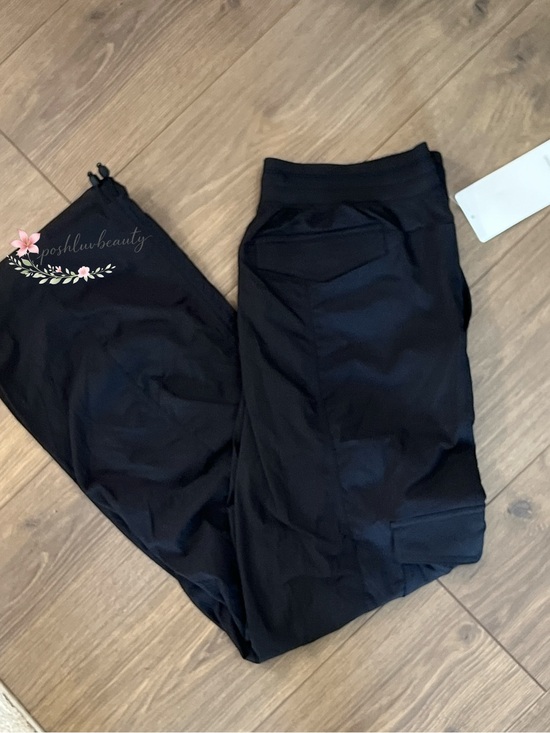 lululemon athletica Pants - Lululemon Dance Studio Mid-Rise Relaxed Fit Cargo Pant Black NWT L